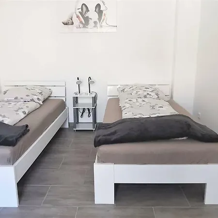 Appartement Aussen Pfui Innen Hui *