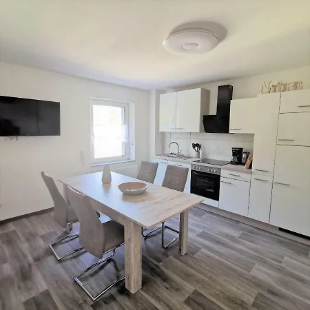 Appartement Aussen Pfui Innen Hui Mönchengladbach