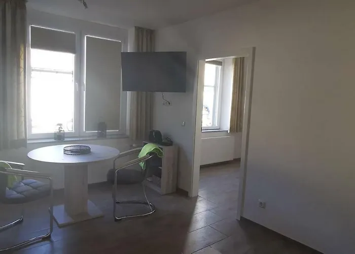 Aussen Pfui Innen Hui * Mönchengladbach