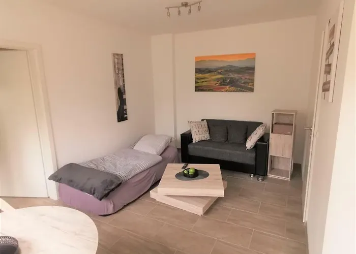 Aussen Pfui Innen Hui * Mönchengladbach